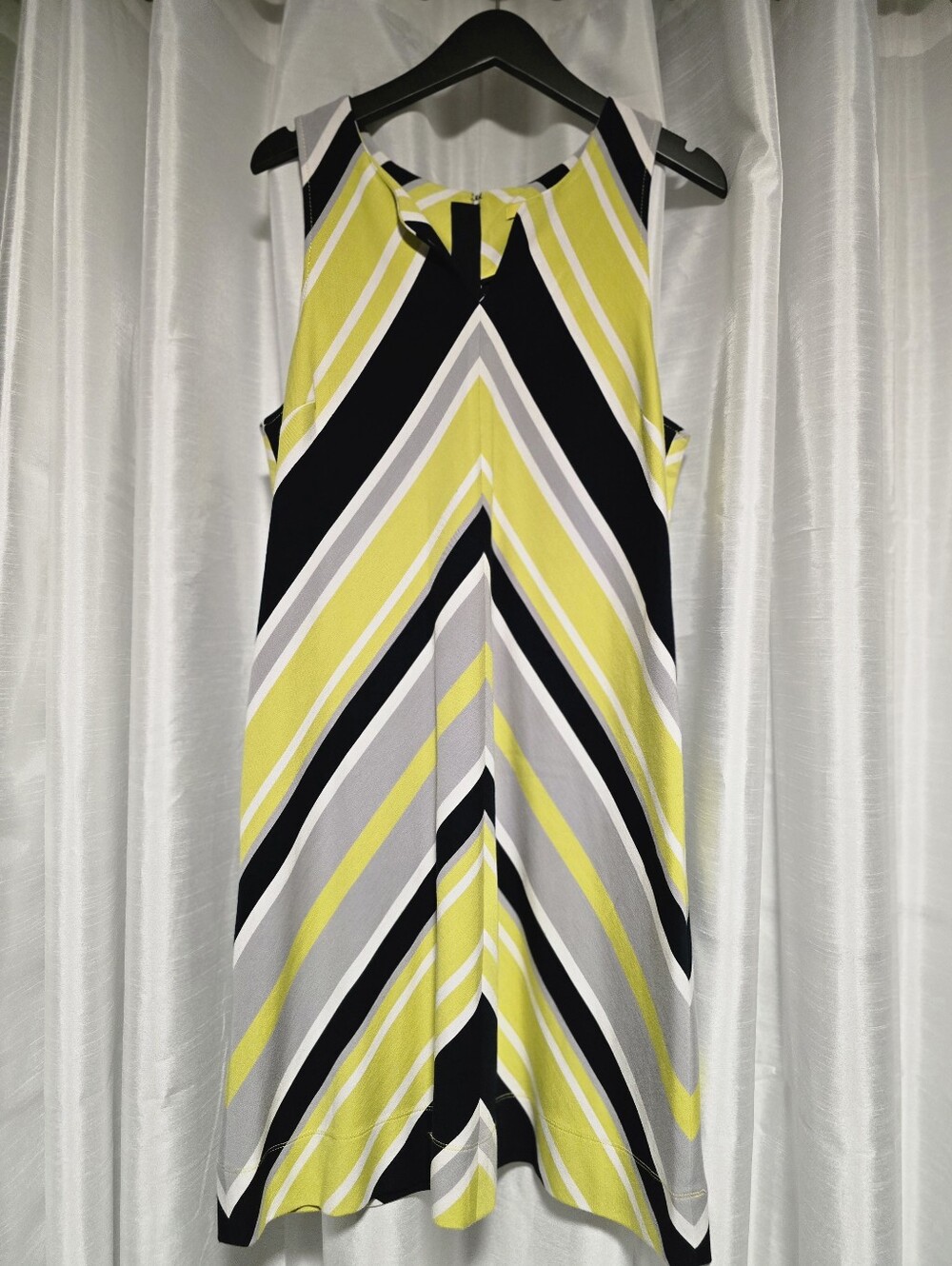 Banana Republic x Milly Collaborative sleeveless knit dress. Ltd Edition 2013